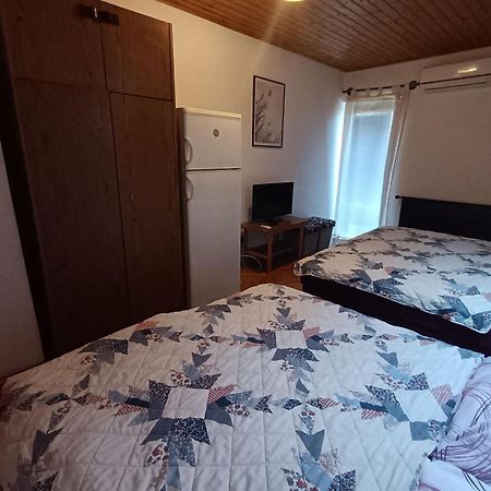 Szuzanna Fenyves Panzio Bed & Breakfast Siófok Eksteriør bilde
